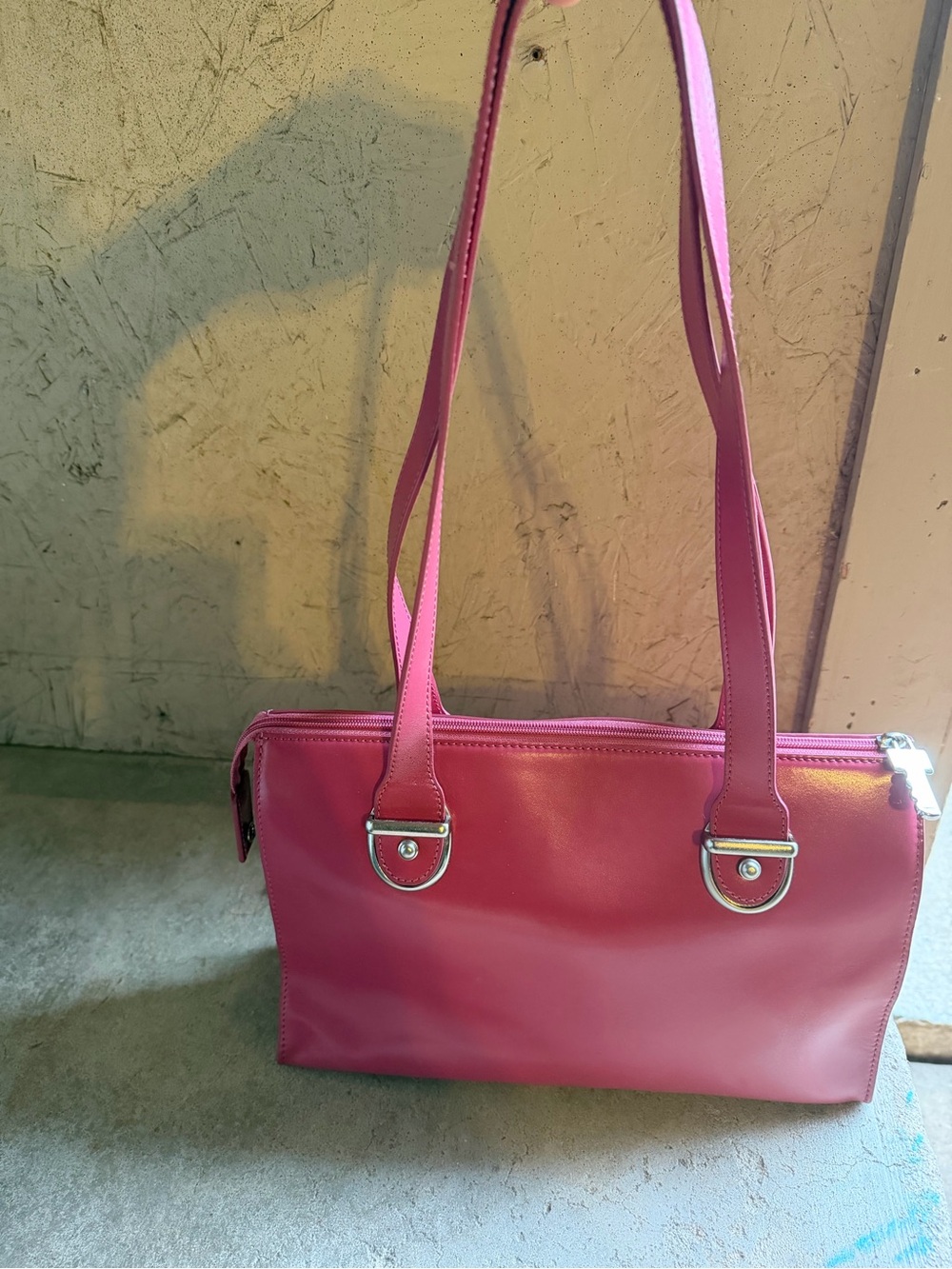 Elegant Pink Shoulder Bag with Silver Accents